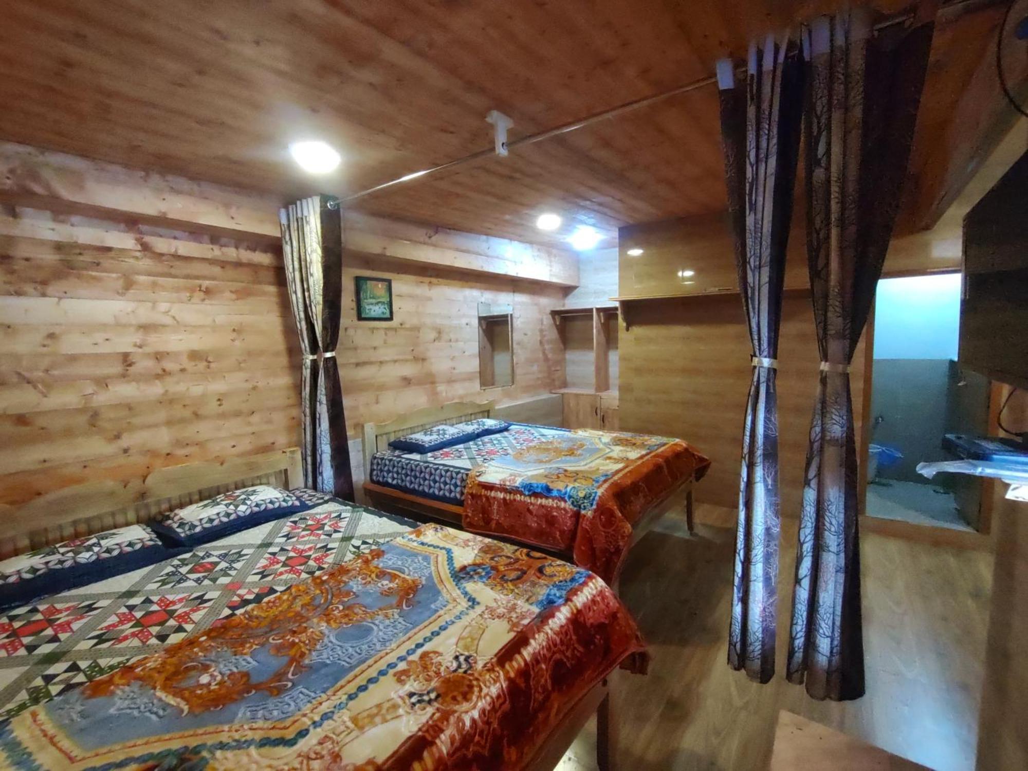 קודאיקנאל Red Fort Wood House מראה חיצוני תמונה